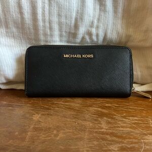 Michael Kors Jetset Wallet Black